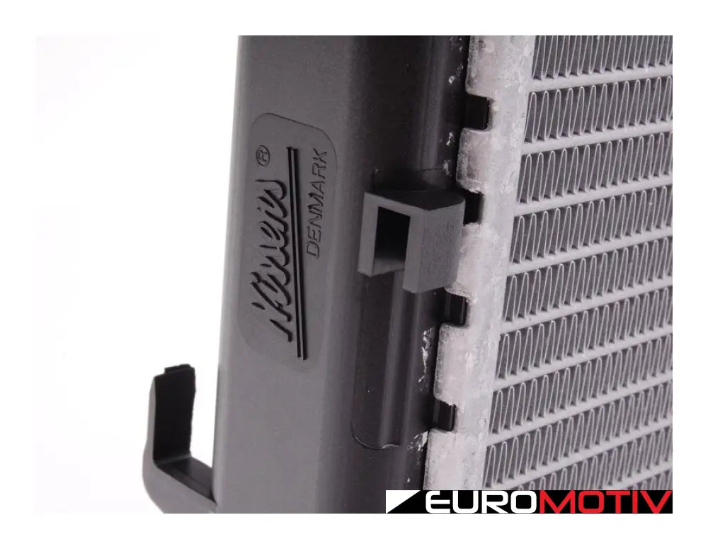 E46 Radiator - Automatic