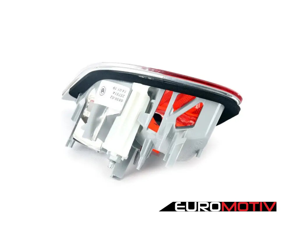 E46 Trunk Mounted Tail Light - Right