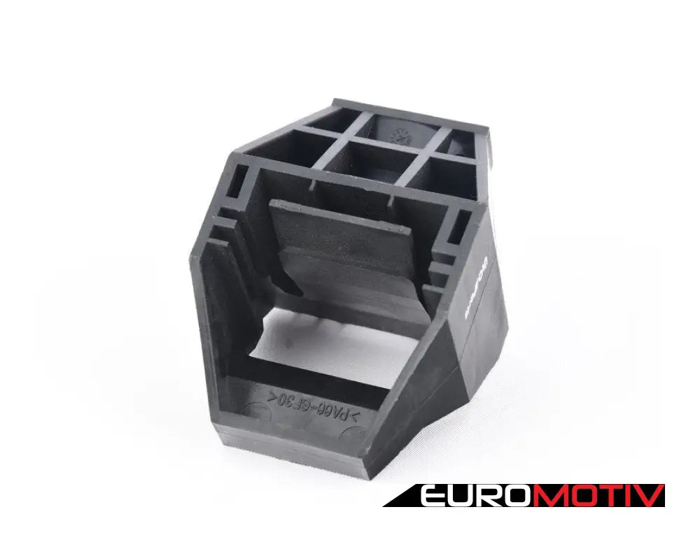 E46 Z4 Radiator Mounting Bracket