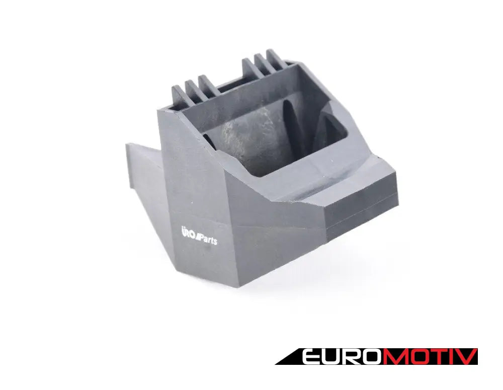 E46 Z4 Radiator Mounting Bracket