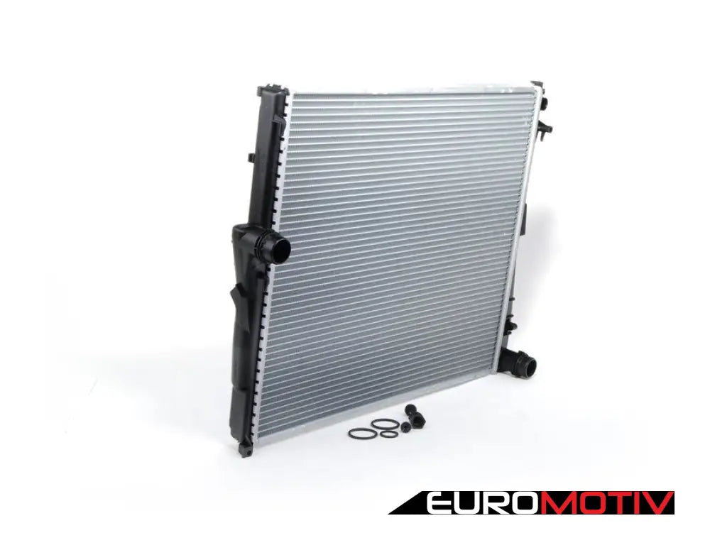 E83 Radiator - Automatic