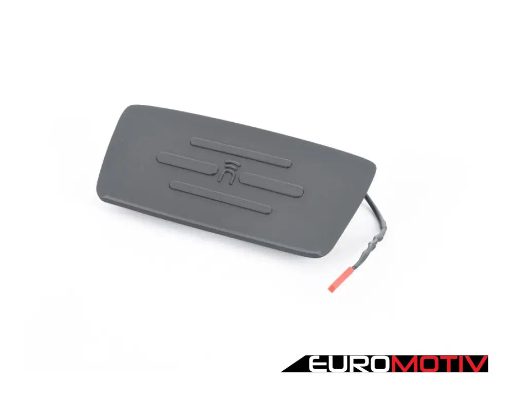 E8X Wireless Device Charging Unit