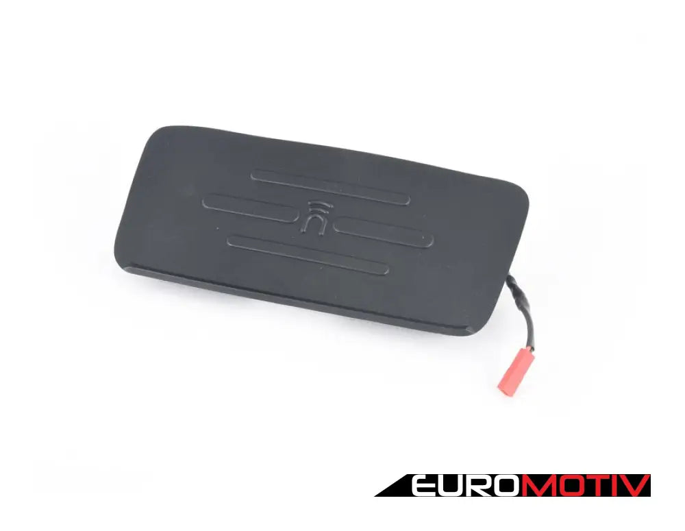 E9X Wireless Device Charging Unit