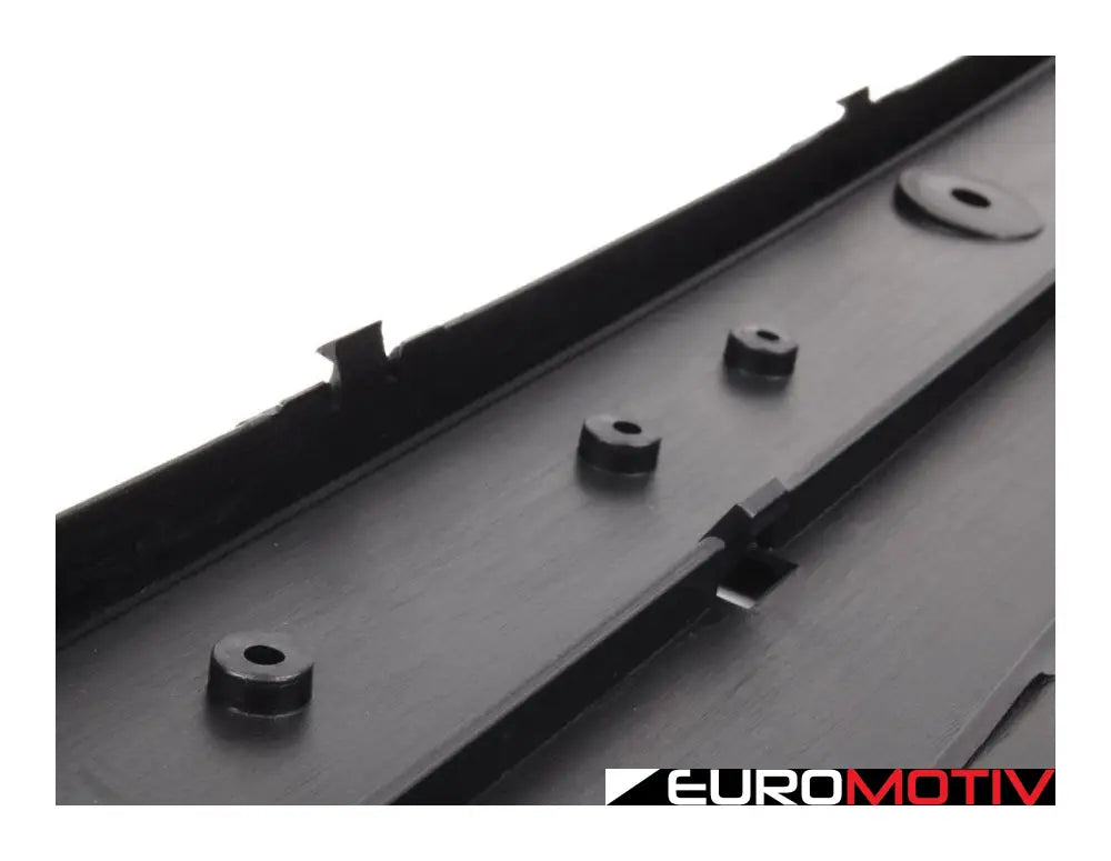 European Plate Holder