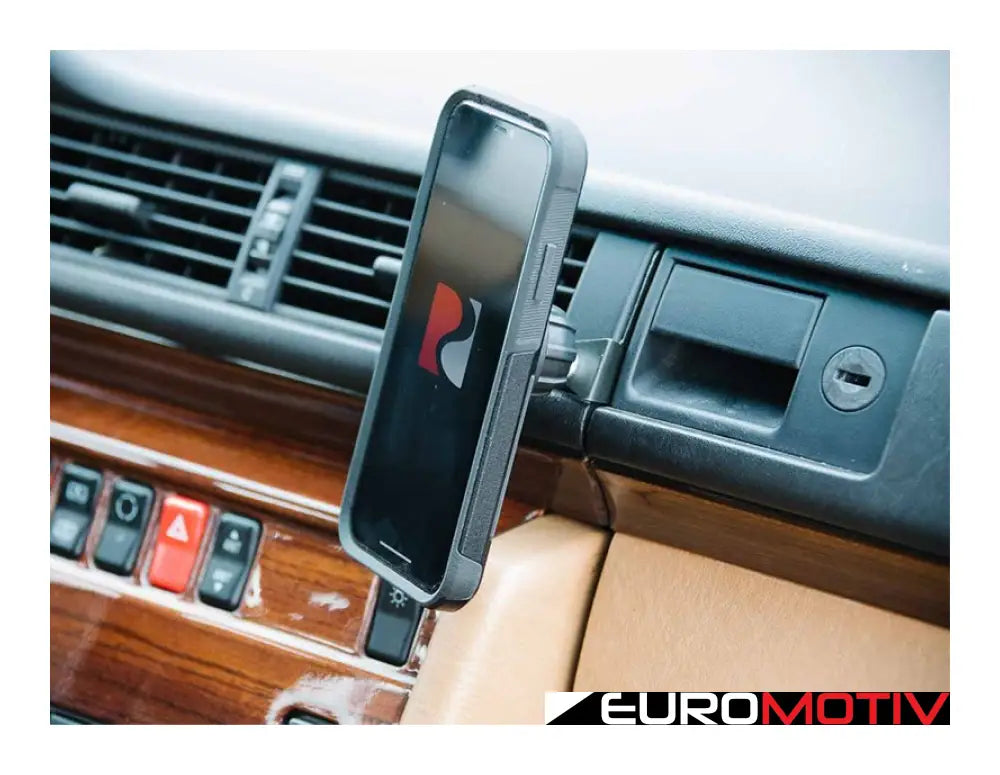 Exactfit Magnetic Phone Mount - W124