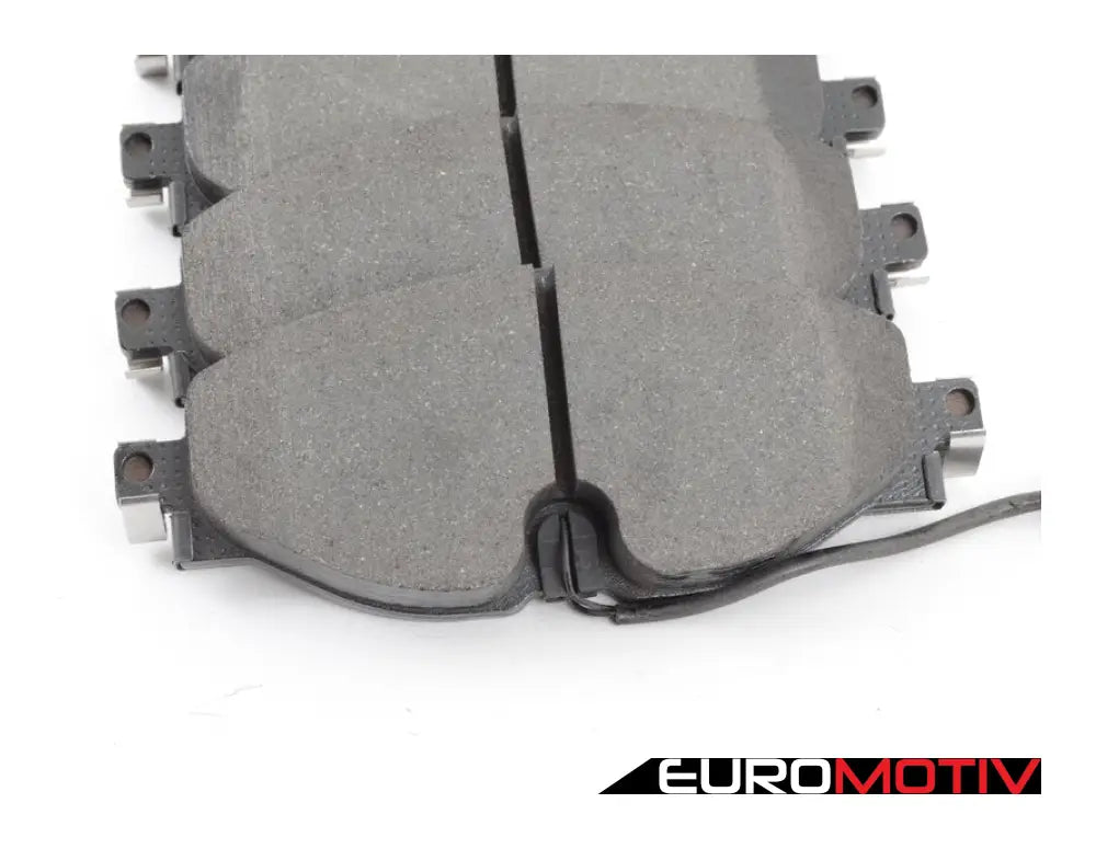 Front Brake Pad Set