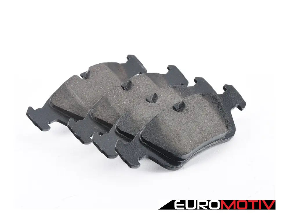 Front Brake Pad Set