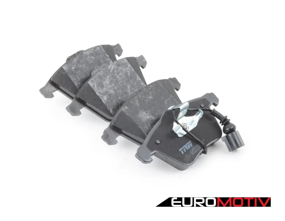 Front Brake Pad Set