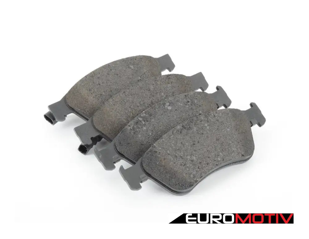 Front Brake Pad Set