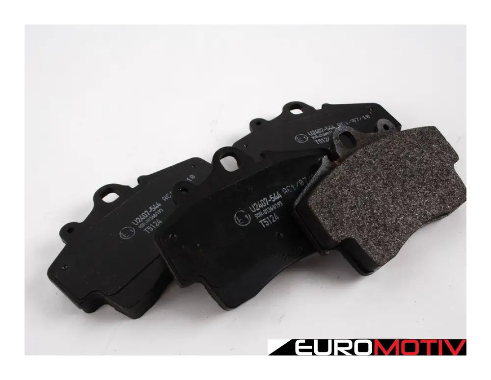 Front Brake Pad Set