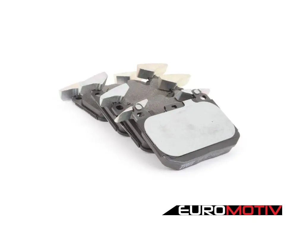 Front Brake Pad Set