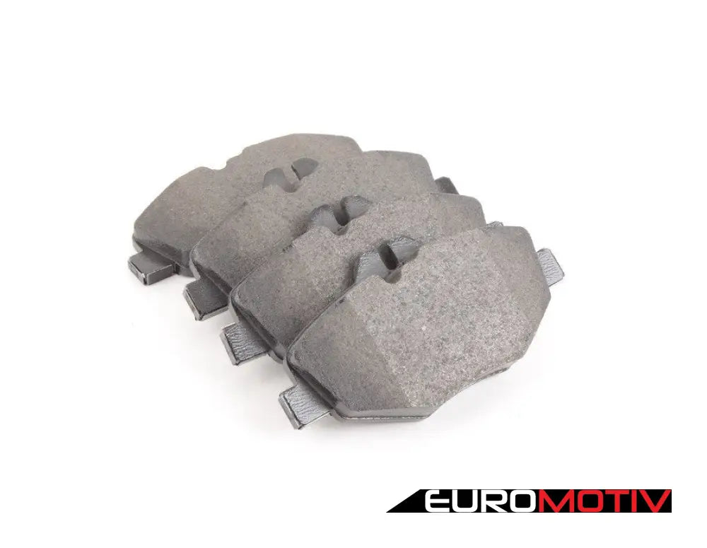 Front Brake Pad Set