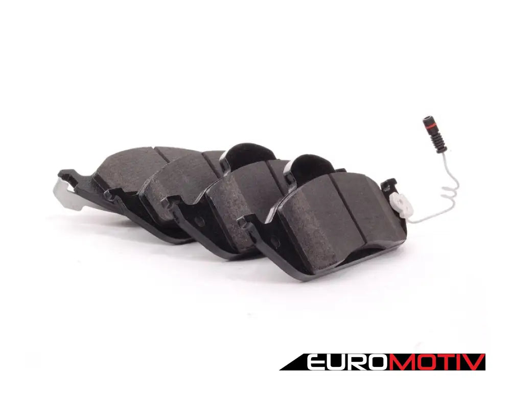 Front Brake Pad Set