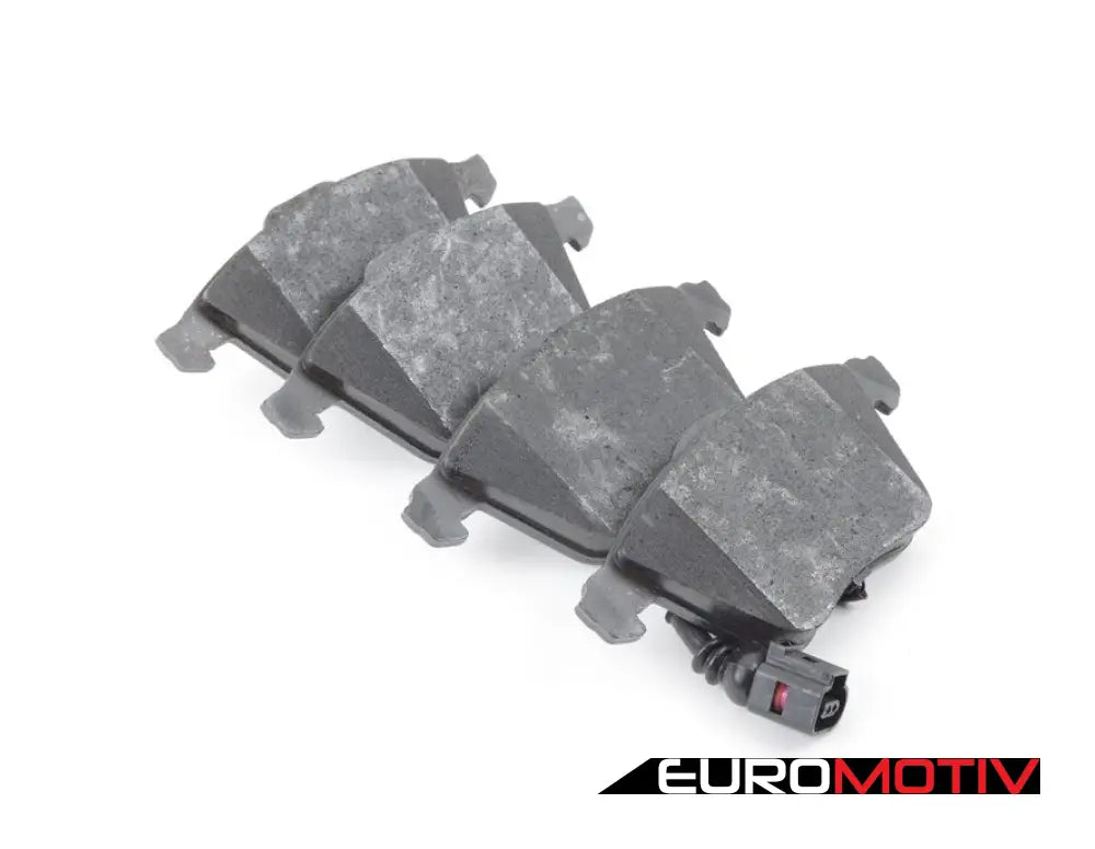 Front Brake Pad Set