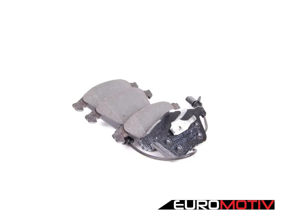 Front Brake Pad Set