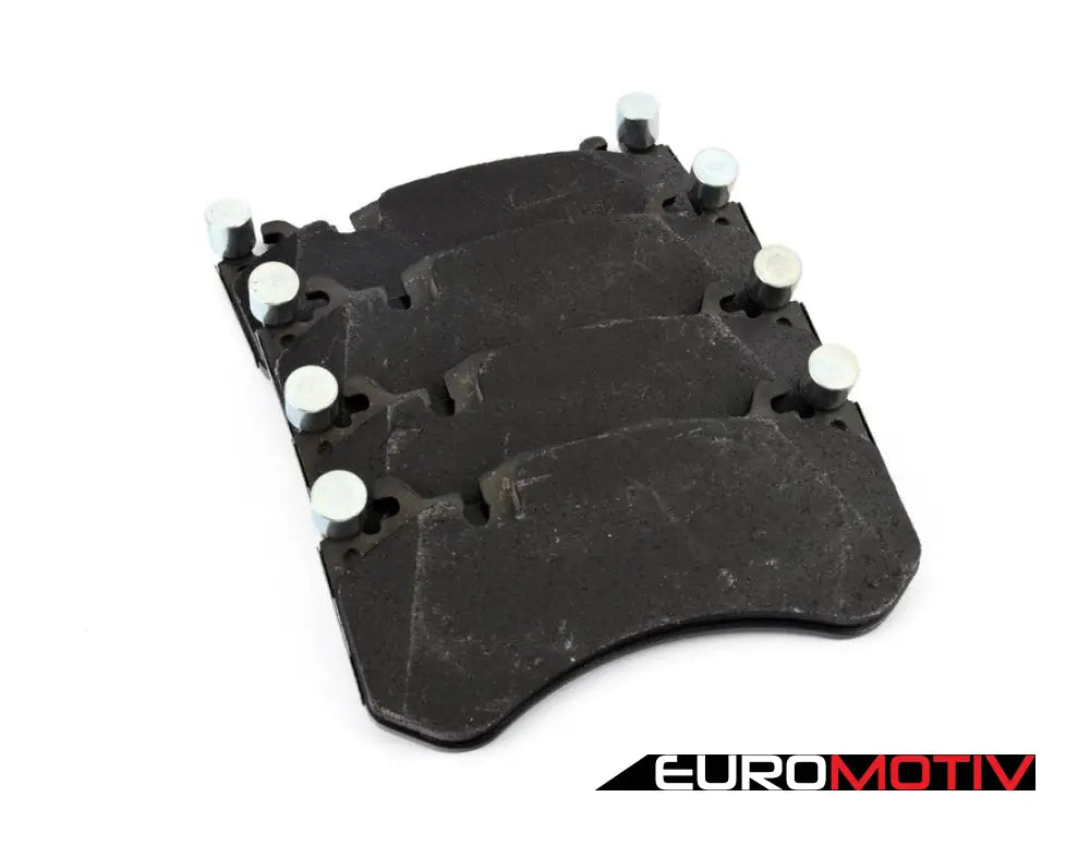 Front Brake Pad Set