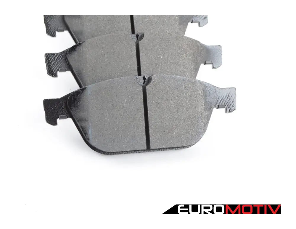 Front Brake Pad Set