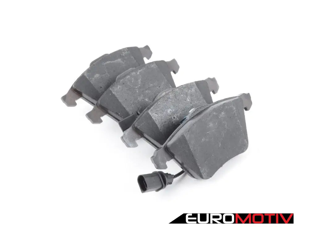 Front Brake Pad Set