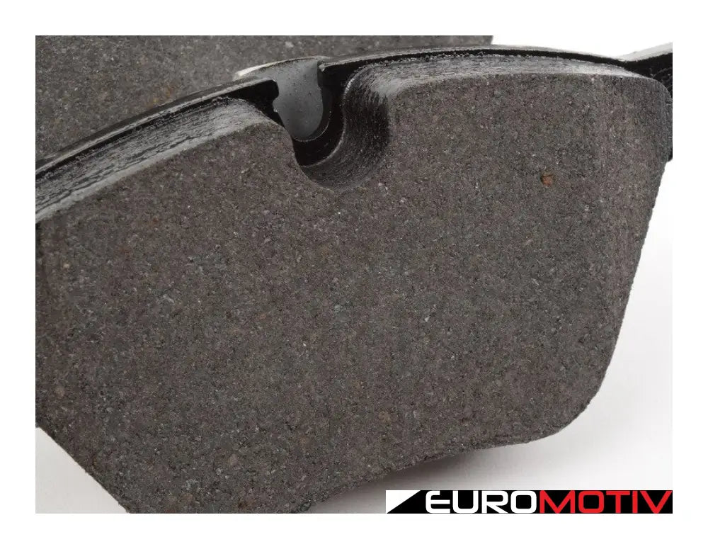 Front Brake Pad Set