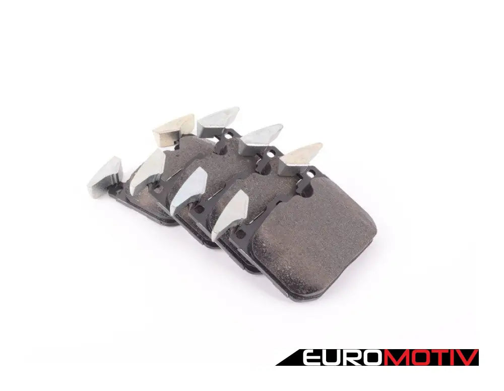 Front Brake Pad Set