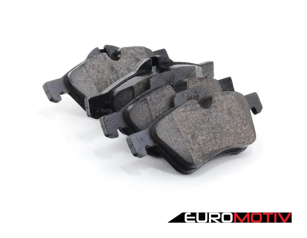 Front Brake Pad Set