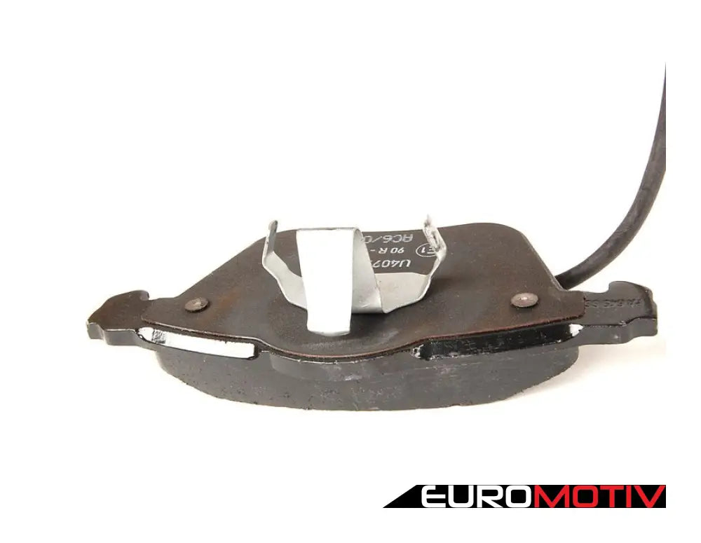 Front Brake Pad Set