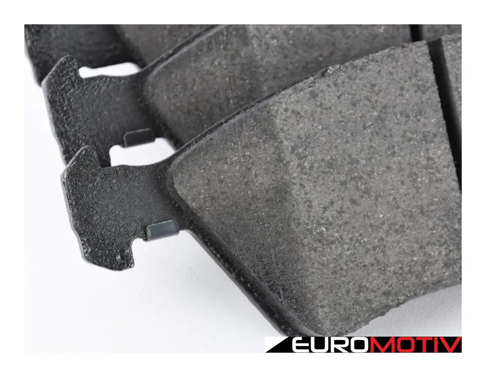 Front Brake Pad Set