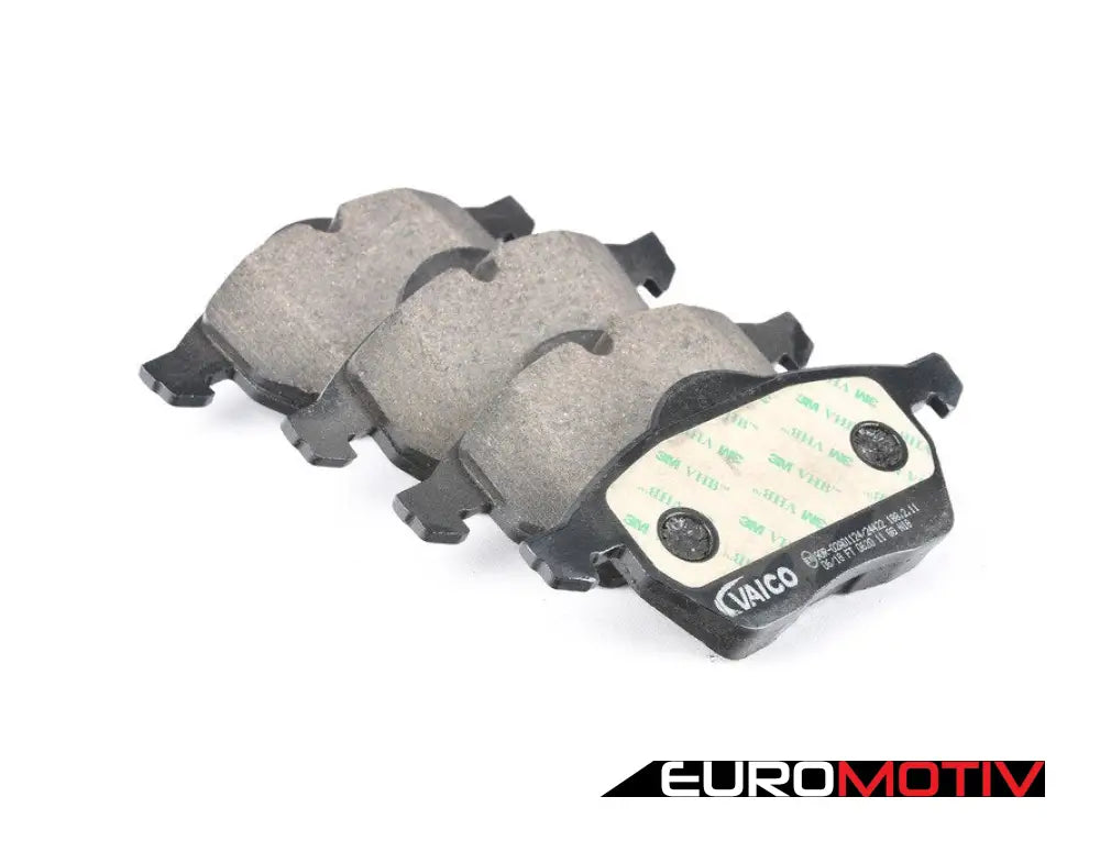 Front Brake Pad Set