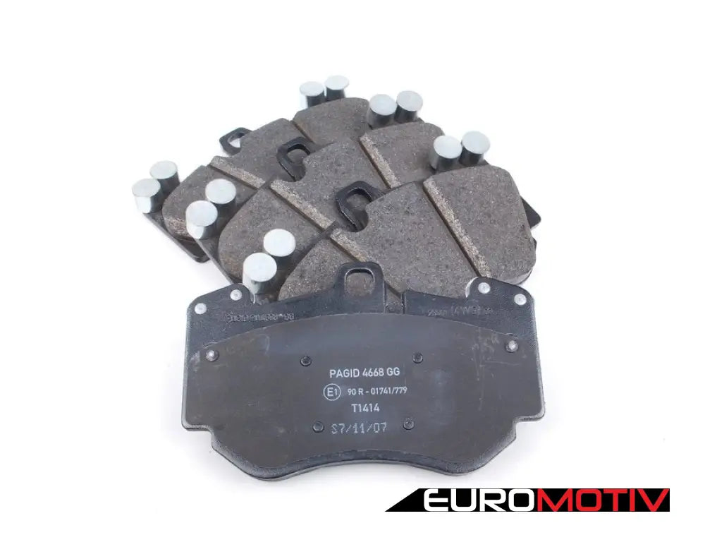 Front Brake Pad Set