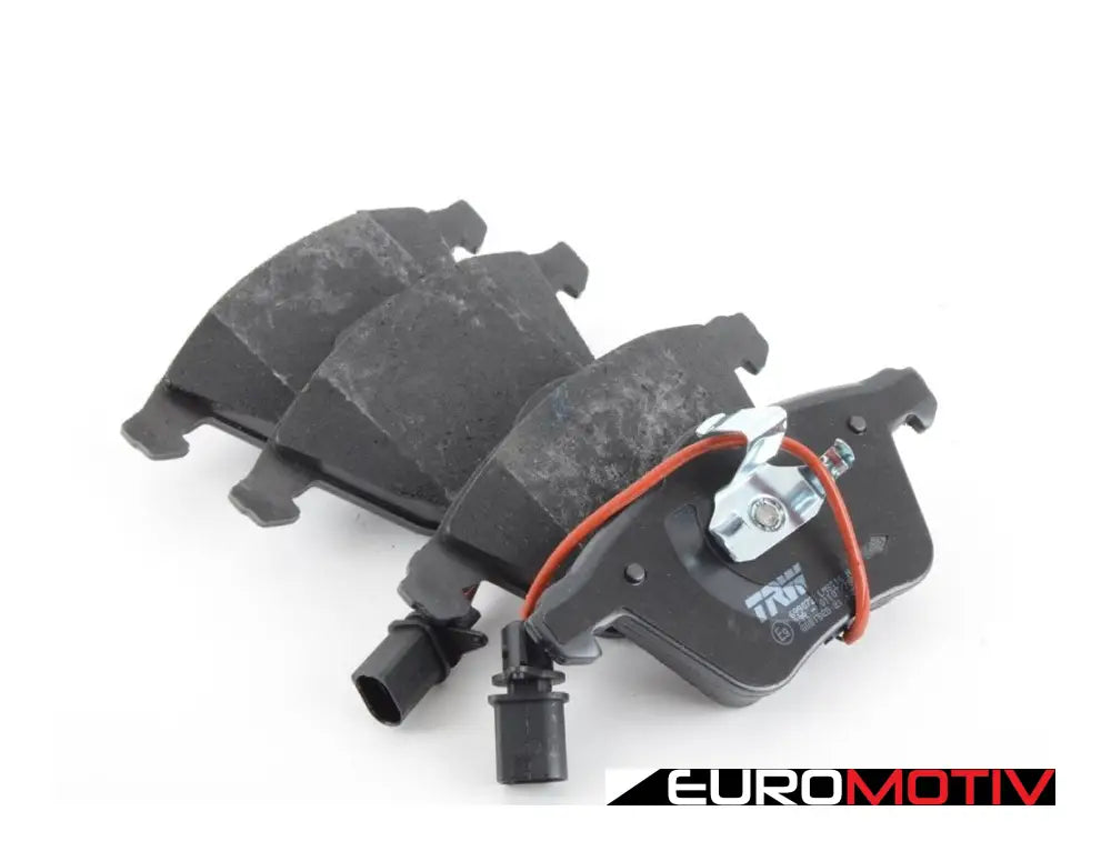 Front Brake Pad Set