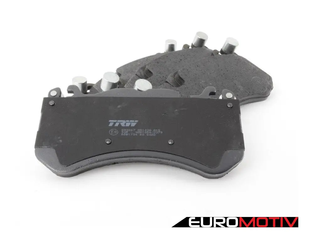 Front Brake Pad Set