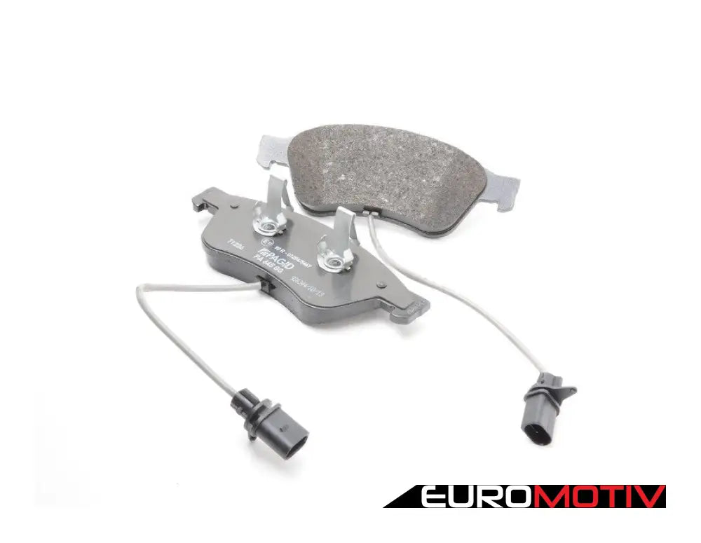 Front Brake Pad Set