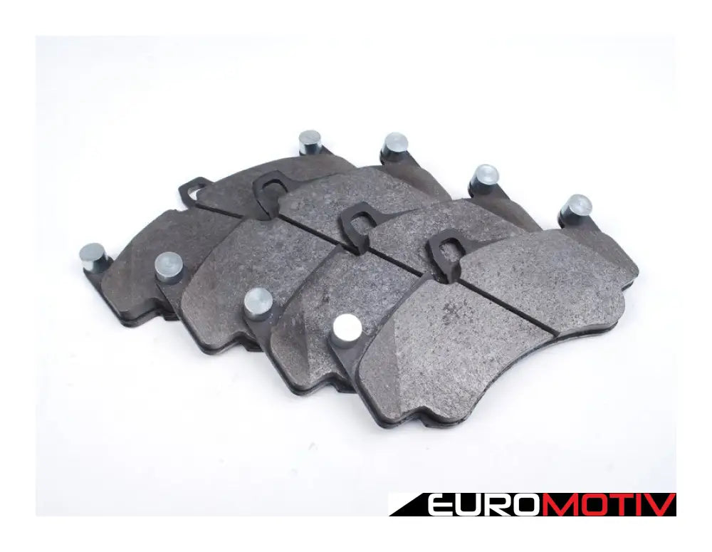 Front Brake Pad Set