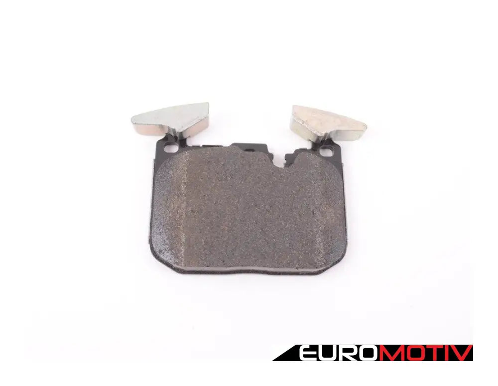 Front Brake Pad Set