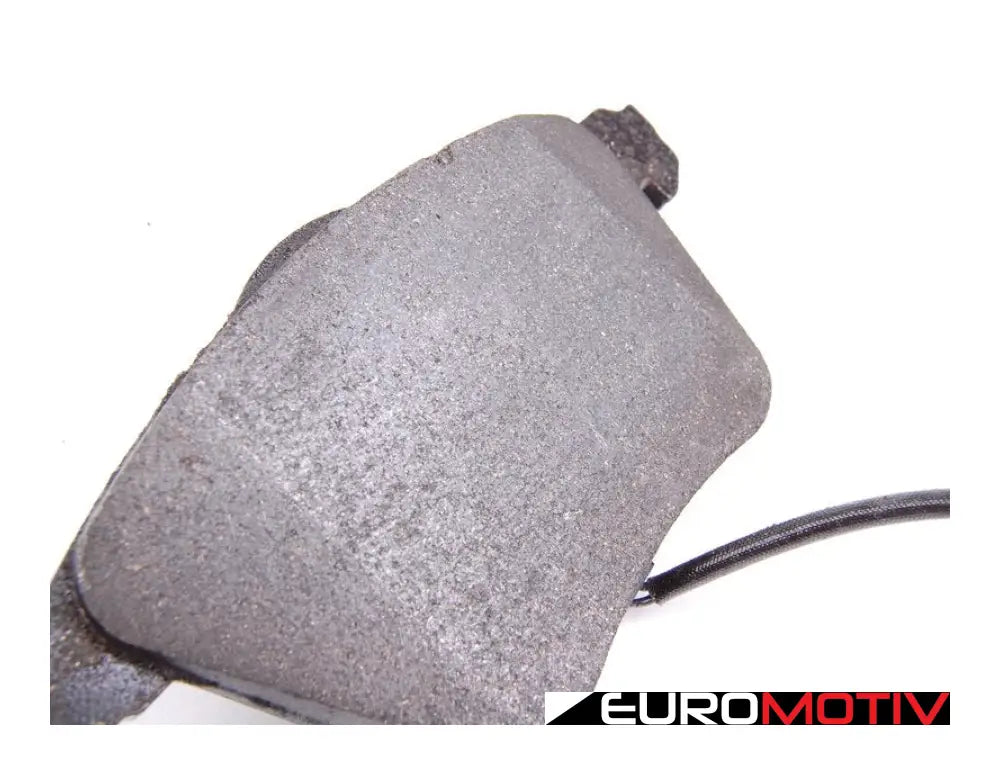 Front Brake Pad Set