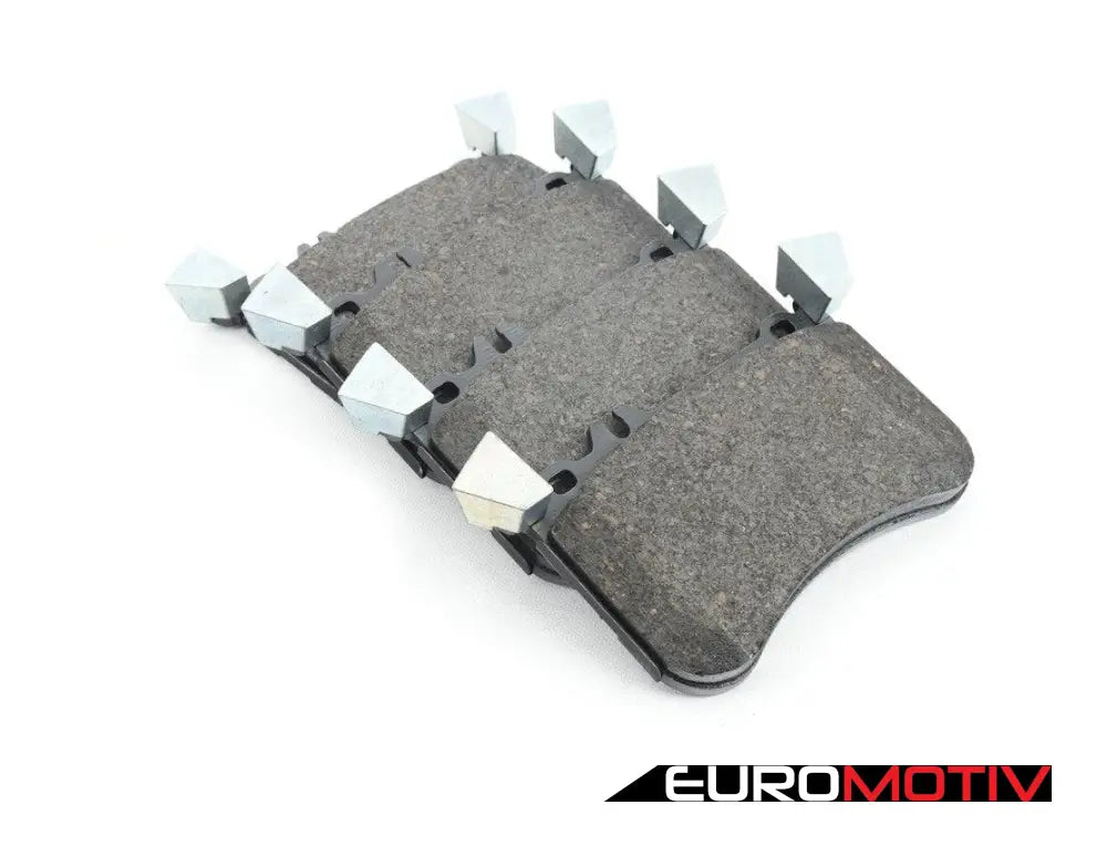 Front Brake Pad Set