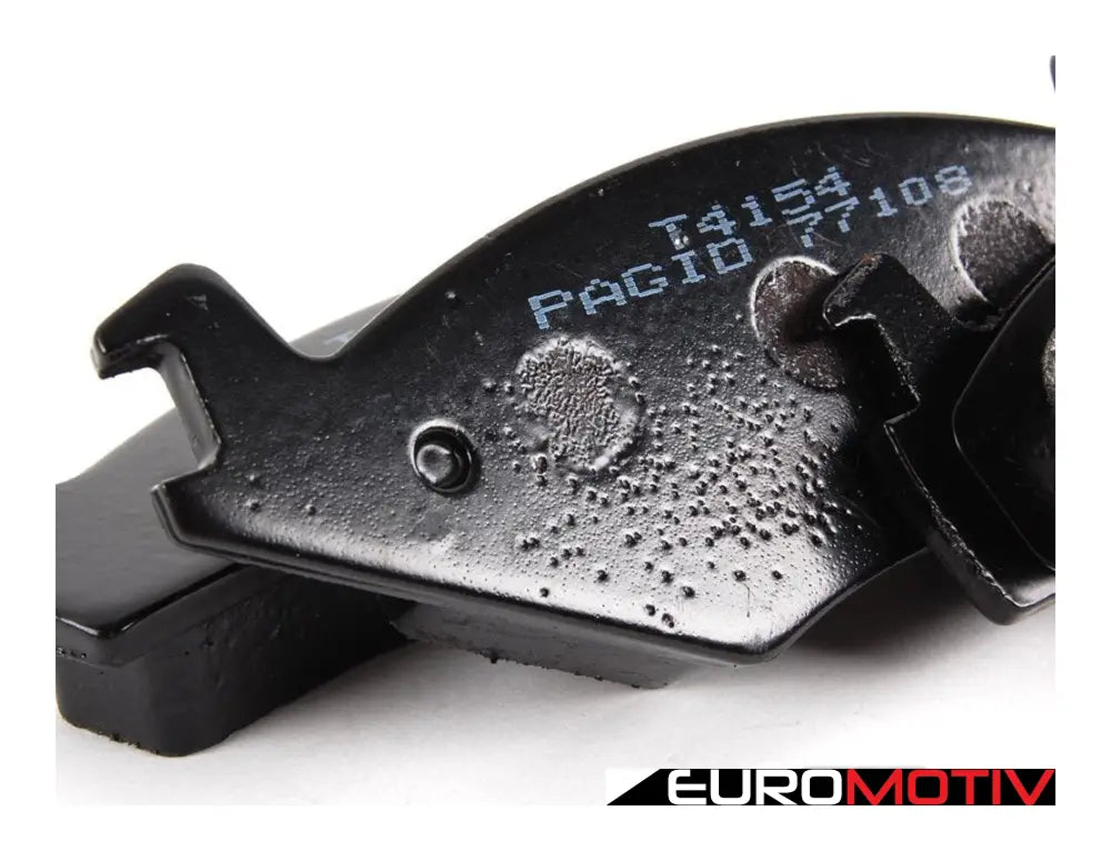 Front Brake Pad Set