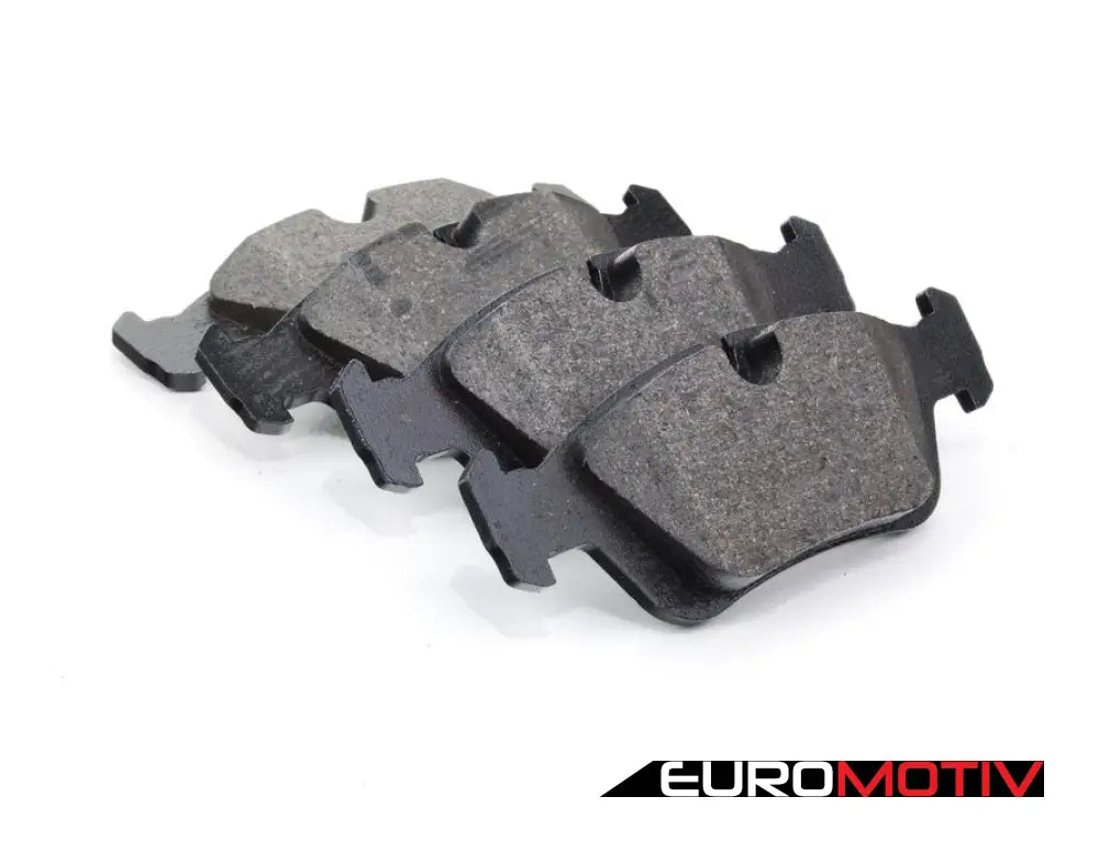 Front Brake Pad Set