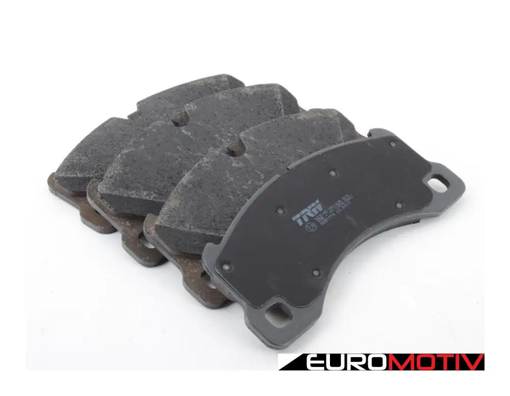 Front Brake Pad Set