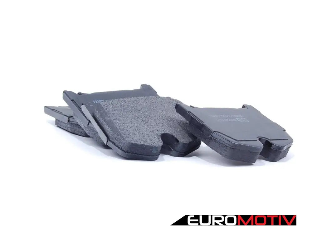 Front Brake Pad Set