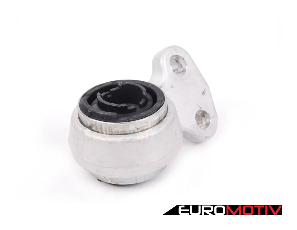 Front Control Arm Bushing Set