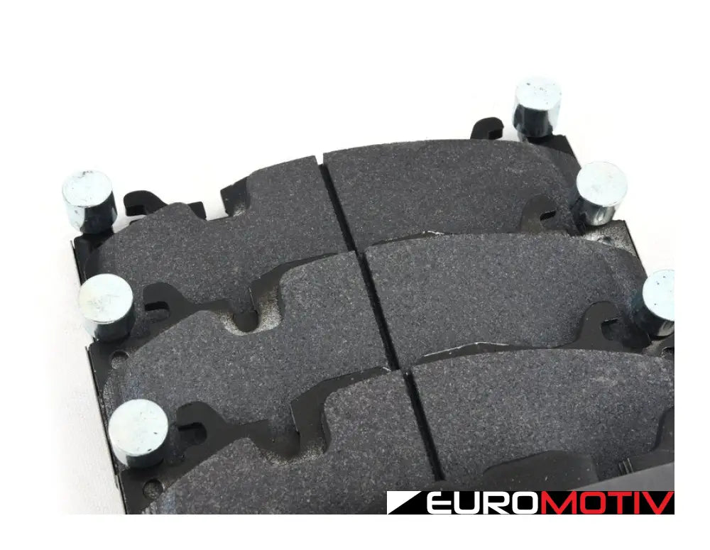 Front Hps 5.0 Performance Brake Pad Set