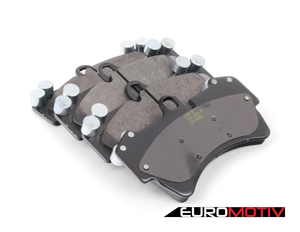 Front Performance Ceramic Brake Pad Set