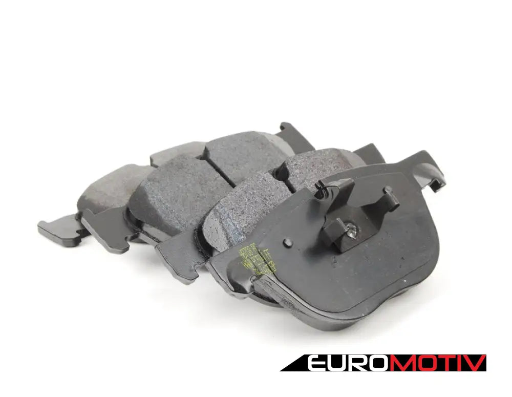 Front Performance Ceramic Brake Pad Set