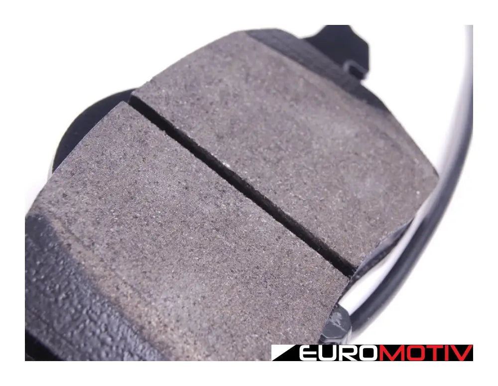 Front Performance Ceramic Brake Pad Set