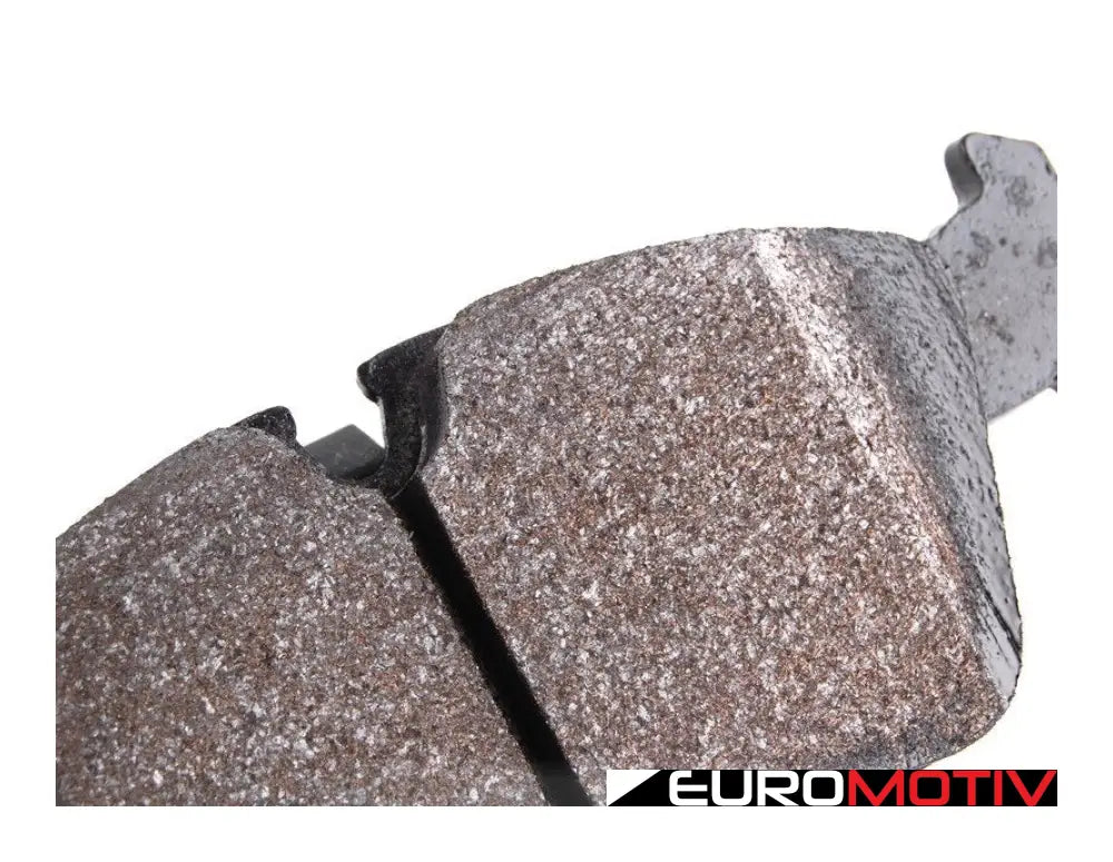 Front Performance Ceramic Brake Pad Set