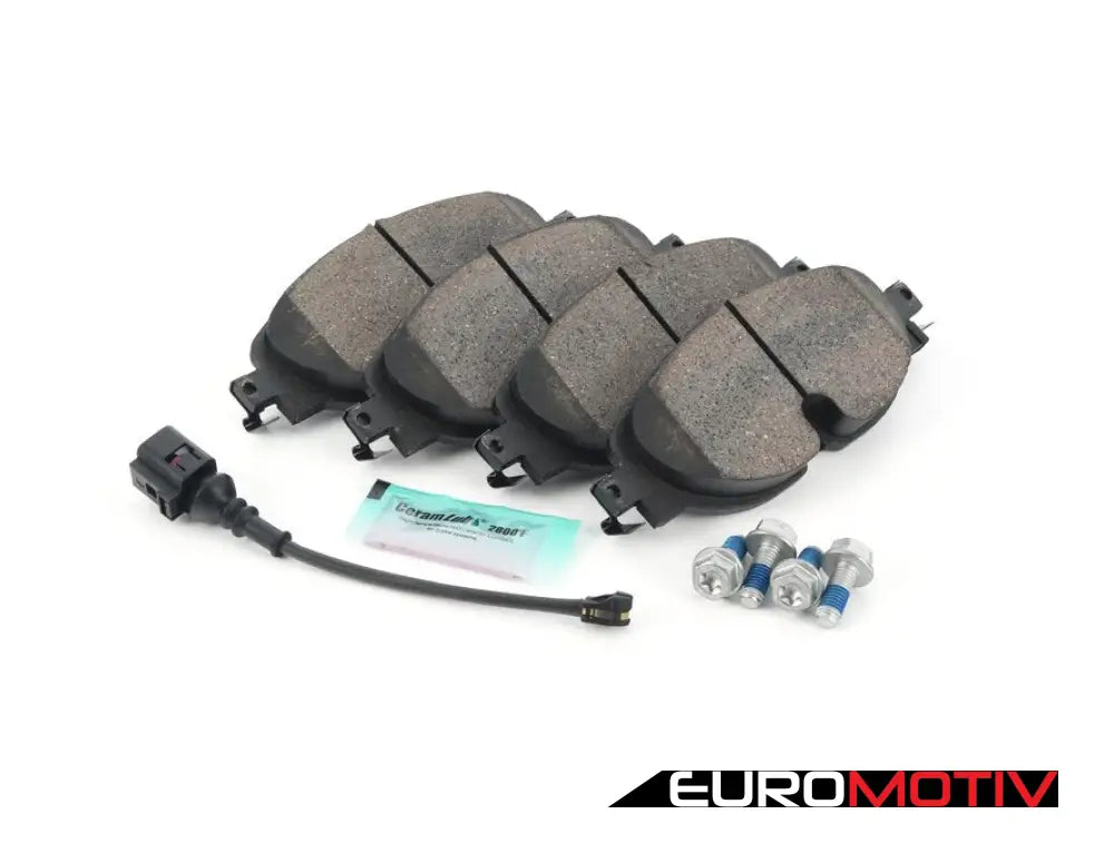 Front Premium Ceramic Brake Pad Set