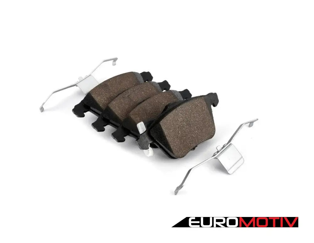 Front Premium Ceramic Brake Pad Set