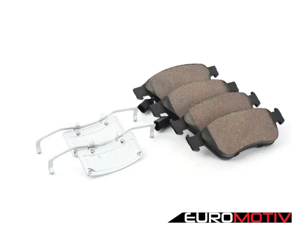 Front Premium Ceramic Brake Pad Set