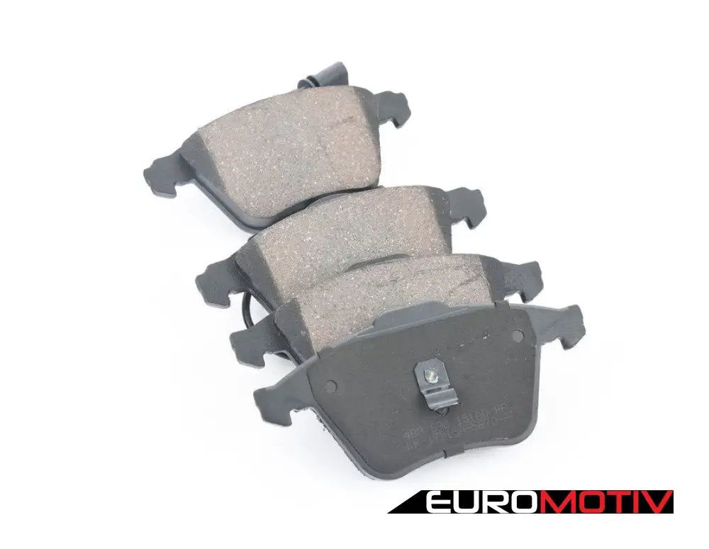 Front Premium Ceramic Brake Pad Set